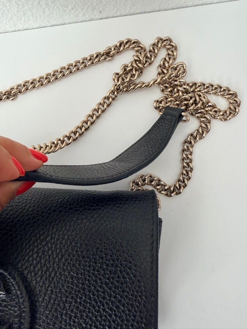 Gucci Soho Leather Chain Wallet Crossbody Black Gold Hardware - Picture 5 of 13